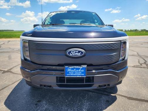 2024 Ford F-150 Lightning Flash