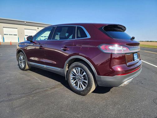 2022 Lincoln Nautilus Standard