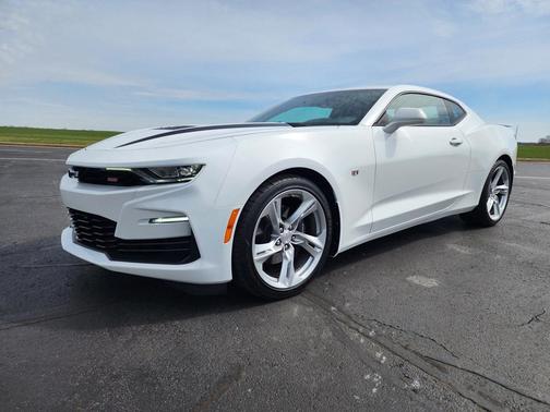 Summit White 2023 Chevrolet Camaro 1SS