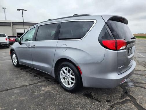 2021 Chrysler Voyager LXI