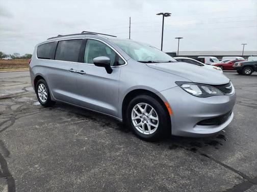 2021 Chrysler Voyager LXI