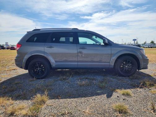 2020 Dodge Journey SE Value
