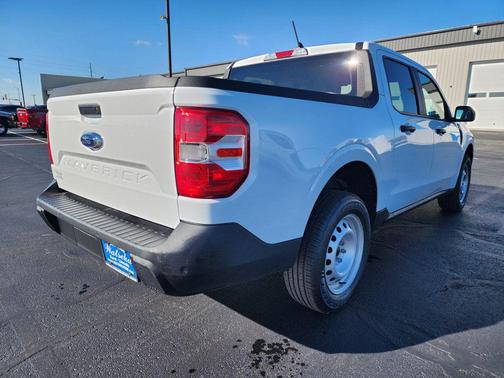 2022 Ford Maverick XL