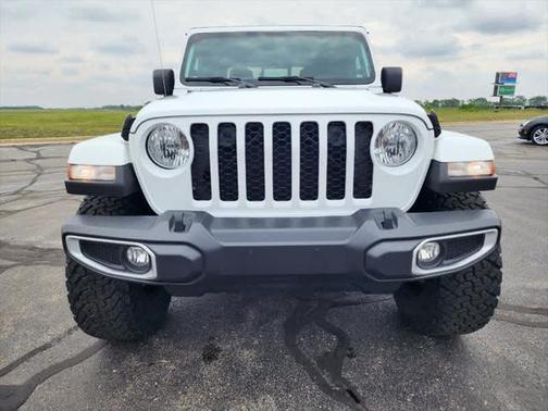 2023 Jeep Gladiator Sport S