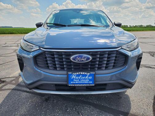 Vapor Blue Metallic 2023 Ford Escape Active