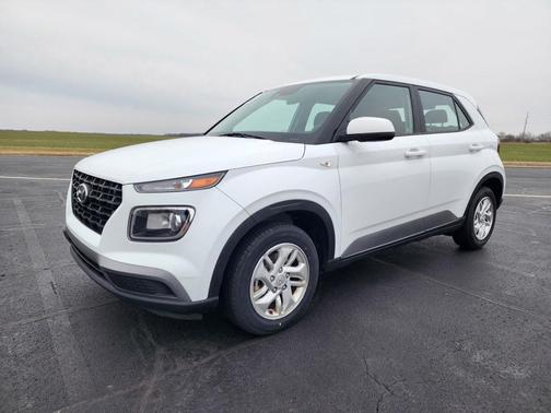 2021 Hyundai VENUE SE