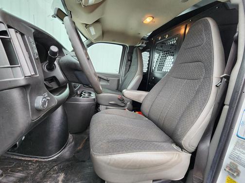 2020 Chevrolet Express 2500 RWD 2500 Regular Wheelbase WT