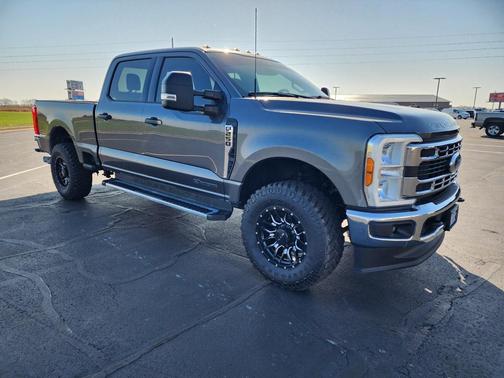2023 Ford F-250 XLT