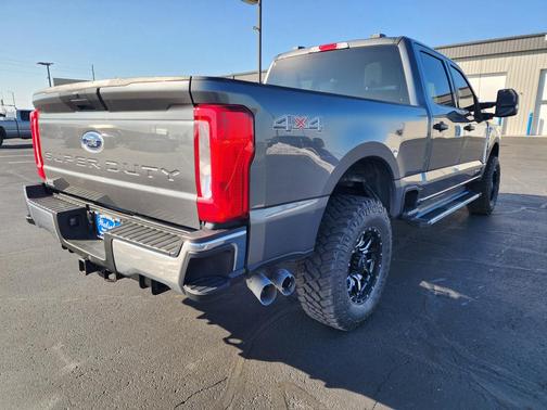 2023 Ford F-250 XLT