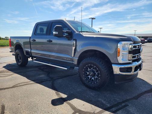2023 Ford F-250 XLT
