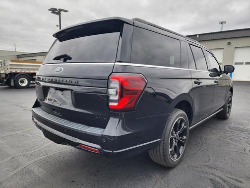 2022 Ford Expedition Max Limited