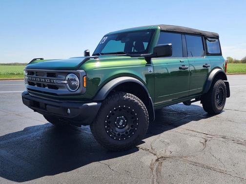 Eruption Green Metallic 2023 Ford Bronco Big Bend