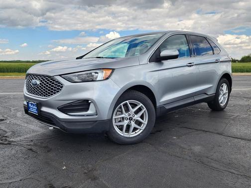 Iconic Silver Metallic 2024 Ford Edge SEL