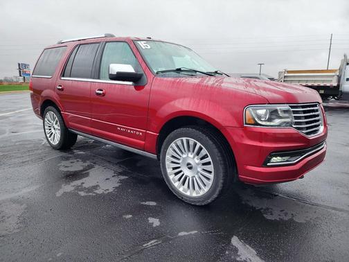 2015 Lincoln Navigator Base