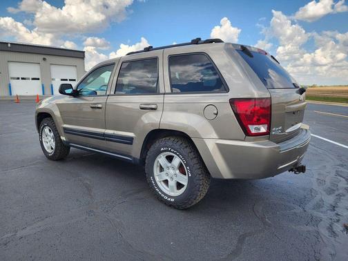 2006 Jeep Grand Cherokee Laredo