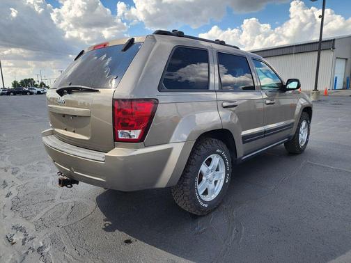 2006 Jeep Grand Cherokee Laredo