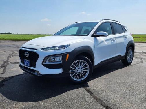 2021 Hyundai KONA SEL Plus
