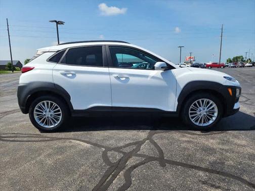 2021 Hyundai KONA SEL Plus