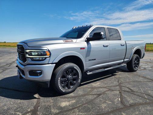 2022 RAM 2500 Laramie Crew Cab 4x4 6'4' Box