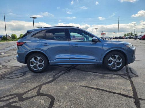 2023 Ford Escape ST-Line Select