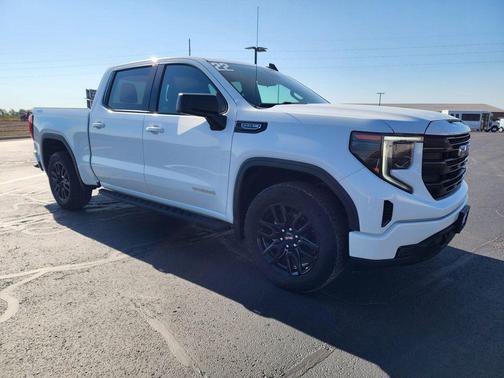 2022 GMC Sierra 1500 Elevation