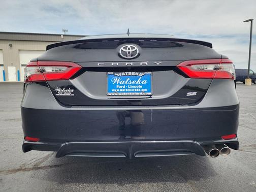 Midnight Black Metallic 2024 Toyota Camry SE