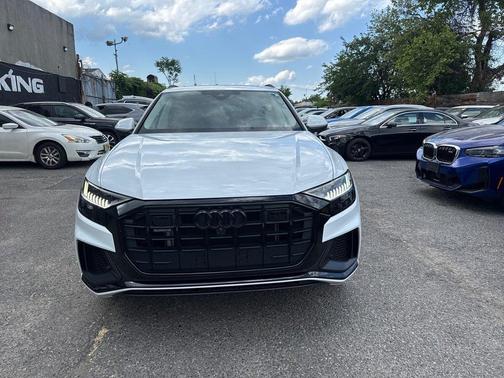 Carrara White 2023 Audi Q8 55 Premium Plus