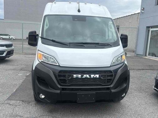 Bright White Clearcoat 2025 RAM ProMaster 2500 Tradesman