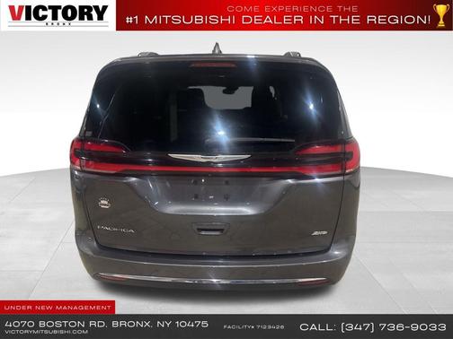 2021 Chrysler Pacifica Touring L