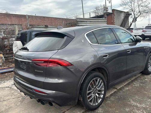 Bianco Astro Metallic 2023 Maserati Grecale GT