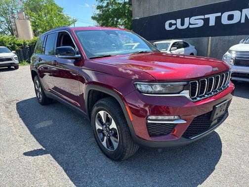 Velvet Red Pearlcoat 2023 Jeep Grand Cherokee 4xe Base