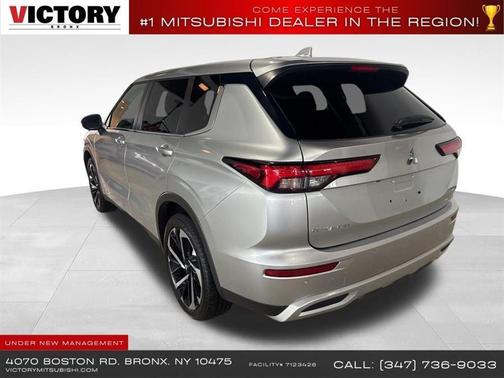 Alloy Silver Metallic 2022 Mitsubishi Outlander SE 2.5 S-AWC