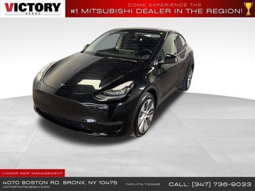 2022 Tesla Model Y Long Range Dual Motor All-Wheel Drive