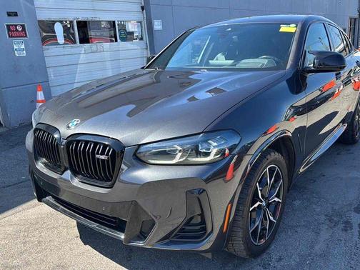 Dark Graphite Metallic 2023 BMW X4 M40i