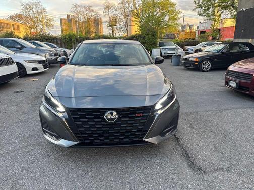 Gun Metallic 2023 Nissan Altima SR FWD