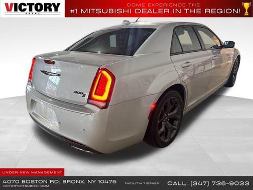 2021 Chrysler 300 S
