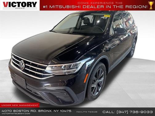 Deep Black Pearl 2022 Volkswagen Tiguan 2.0T SE 4MOTION