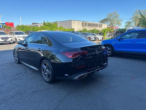Night Black 2022 Mercedes-Benz CLA 250 4MATIC