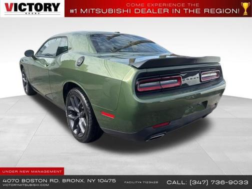 2022 Dodge Challenger SXT