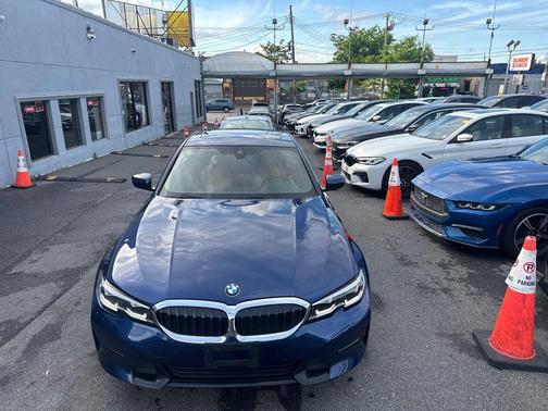 Mediterranean Blue Metallic 2019 BMW 330 330i Sedan