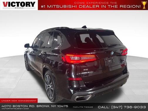 Black Sapphire Metallic 2021 BMW X5 M50i