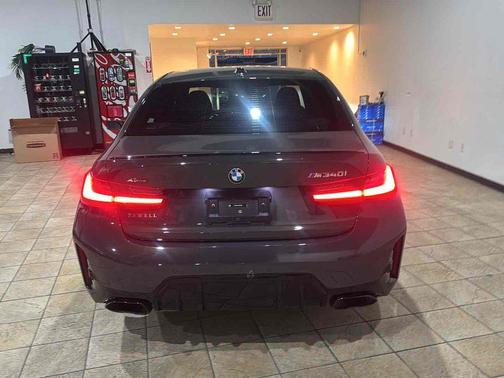 Dravit Grey Metallic 2023 BMW M340 M340i xDrive Sedan