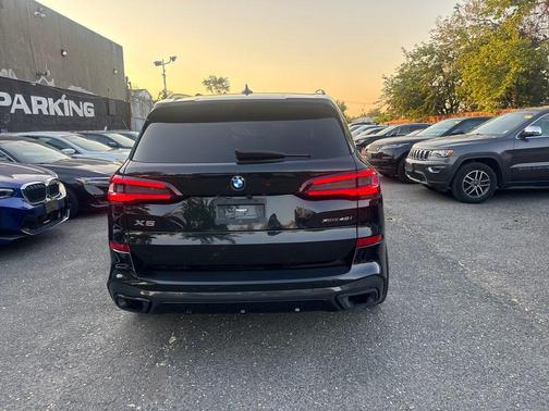 Arctic Grey Metallic 2022 BMW X5 xDrive40i
