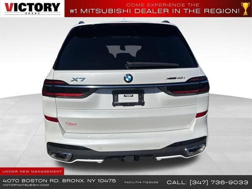 Mineral White Metallic 2024 BMW X7 xDrive40i