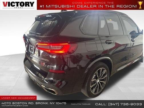 Arctic Gray Metallic 2021 BMW X5 M50i Sports Activity Vehicle