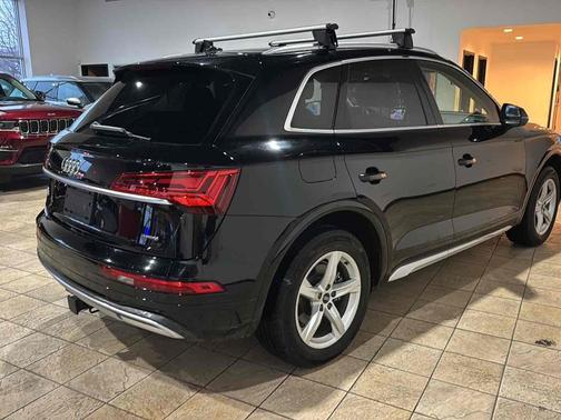 Brilliant Black 2021 Audi Q5 Premium 45 TFSI quattro