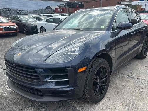 Miami Blue 2021 Porsche Macan S AWD