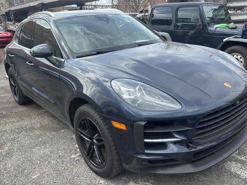 Miami Blue 2021 Porsche Macan S AWD