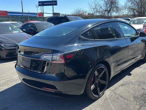 Solid Black 2022 Tesla Model 3 Performance AWD