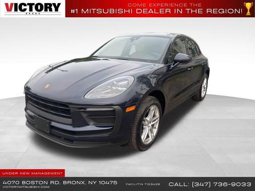 2022 Porsche Macan Base